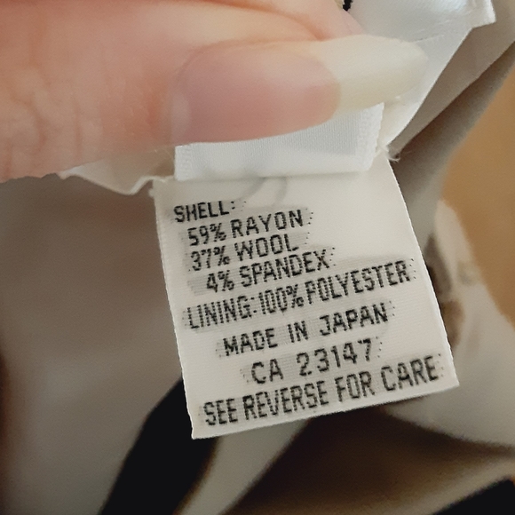 Talbots 37% Wool Lined Beige Skirt - Picture 8 of 9